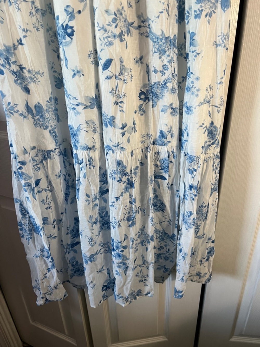 Joie White Maxi Dress with Blue Floral Print - Picture 5 of 12